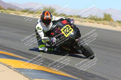 media/Oct-30-2022-CVMA (Sun) [[fb421c3cec]]/Race 11 Amateur Supersport Open/